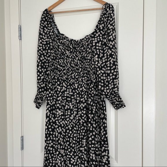 H&M smock-detail dress in black and white floral size L - Picture 10 of 13